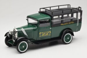 Citroen C4 F Palace Hotel Grön Solido 1:18 118303-00 Metall