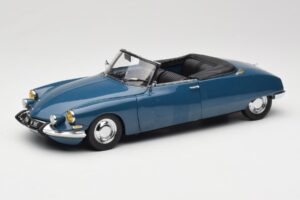 Citroen DS 19 Cabriolet Röd Sun Star 1:18 4742 Metall