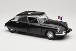 Citroen DS Presidentielle Grå Solido 1:18 8035 Metall — bild 6 av 8
