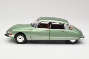 Citroen DS23 Pallas Grön Norev 1:18 181570 Metall — bild 4 av 8