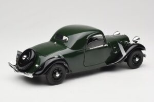 Citroen Traction Avant 11 Coupe Grön Solido 1:18 8179 Metall — bild 3 av 8