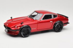 Datsun 240Z S30 Röd Maisto 1:18 32611 Metall