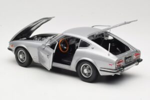 Datsun 240Z S30 Silver Sun Star 1:18 3503 Metall — bild 5 av 8