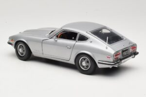 Datsun 240Z S30 Silver Sun Star 1:18 3503 Metall — bild 7 av 8