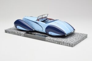 Delahaye Type 135-M Cabriolet Mullin Museum Minichamps 1:18 107116160 Metall — bild 4 av 6