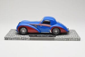 Delahaye Type 145 V12 Coupe Blå Röd Minichamps 1:18 107116121 Resin — bild 3 av 6