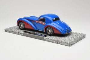 Delahaye Type 145 V12 Coupe Blå Röd Minichamps 1:18 107116121 Resin — bild 5 av 6