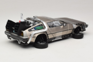 DeLorean DMC-12 Back to the Future Time Machine Sun Star 1:18 2710 Metall — bild 2 av 6