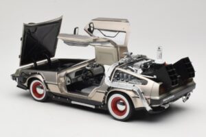 DeLorean DMC-12 Back to the Future Part III Sun Star 1:18 2712 Metall — bild 5 av 8