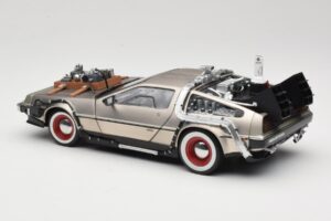 DeLorean DMC-12 Back to the Future Part III Sun Star 1:18 2712 Metall — bild 7 av 8