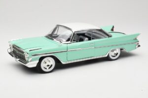 DeSoto Adventurer Grön American Mint 1:18 92738 Metall
