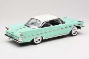 DeSoto Adventurer Grön Road Signature 1:18 92738-R1 Metall — bild 3 av 8