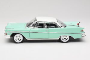 DeSoto Adventurer Grön Road Signature 1:18 92738-R1 Metall — bild 4 av 8