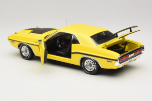 Dodge Challenger R/T NCIS TV Series Car Greenlight 1:18 12845 Metall — bild 5 av 8