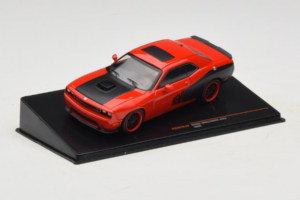 Dodge Challenger SRT8 Röd IXO 1:43 CLC597N Metall — bild 2 av 4