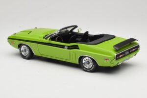 Dodge Challenger Cabriolet Grön Greenlight 1:18 12803-06G Metall — bild 7 av 8