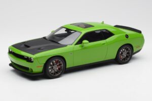 Dodge Challenger SRT Hellcat Grön GT Spirit 1:18 GT168 Resin