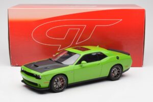 Dodge Challenger SRT Hellcat Grön GT Spirit 1:18 GT168 Resin — bild 6 av 6