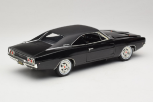 Dodge Charger R/T Steve McQueen Bullitt Movie Greenlight 1:18 12839 Metall — bild 3 av 8