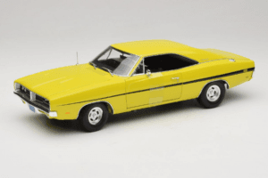 Dodge Charger R/T Gul Dirty Mary Crazy Larry Auto World 1:18 AWSS101/06 Metall