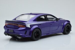 Dodge Charger Super Bee Lila GT Spirit 1:18 GT895 Resin — bild 2 av 6