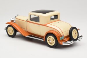 Dodge Eight DG Coupe Beige BoS Models 1:18 BOS289 Resin — bild 5 av 6