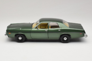 Dodge Monaco Grön Hunter GreenLight 1:18 19045 Metall — bild 4 av 8