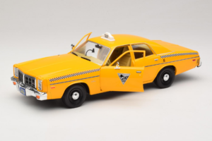 Dodge Monaco Taxi Rocky III GreenLight 1:18 19111 Metall — bild 2 av 8