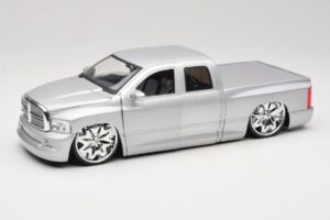 Dodge Ram Tuned Silver Jada 1:18 63162-SM Metall