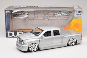 Dodge Ram Tuned Silver Jada 1:18 63162-SM Metall — bild 8 av 8