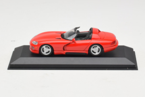 Dodge Viper RT/10 Cabriolet Röd Minichamps 1:43 430144032 Metall