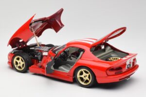 Dodge Viper GTS Röd Bburago 1:18 3075 Metall — bild 5 av 8