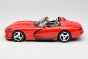 Dodge Viper RT/10 Röd Bburago 1:18 3025-M1 Metall — bild 4 av 8