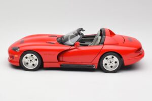 Dodge Viper RT/10 Röd Limiterad Upplaga Bburago 1:18 3025 Metall — bild 4 av 8