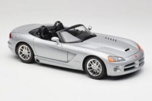 Dodge Viper SRT-10 Bright Silver Bburago 1:18 34908 Metall — bild 6 av 8