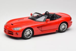 Dodge Viper SRT-10 Röd Bburago 1:18 3325 Metall