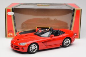 Dodge Viper SRT-10 Röd Bburago 1:18 3325 Metall — bild 8 av 8