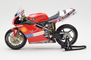 Ducati 998R WSB #1 T. Bayliss Ducati Infostrada 2002 Minichamps 1:12 122021201 Metall