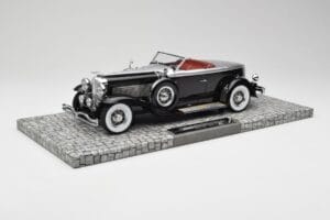 Duesenberg Model J Torpedo Disappearing Top Convertible Coupe Silver Svart Minichamps 1:18 107150431 Resin