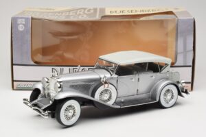 Duesenberg SJ Silver GreenLight 1:18 13525 Metall — bild 8 av 8