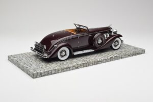 Duesenberg SJN Convertible Coupe Bordeaux Minichamps 1:18 107150331 Metall — bild 5 av 6