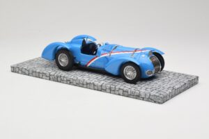 Ecurie Bleue Delahaye Type 145 V12 R. Dreyfus Coupe du Million Montlhery 1937 Minichamps 1:18 107116100 Metall — bild 4 av 6