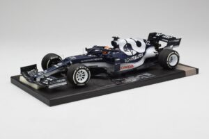 AlphaTauri AT02 #22 Y. Tsunoda Bahrain GP 2021 Minichamps 1:18 117210122 Metall — bild 2 av 6