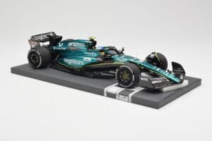 Aston Martin AMR23 #14 F. Alonso 3rd Place Saudi Arabian GP 2023 Minichamps 1:18 117230214 Metall — bild 4 av 7