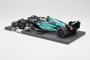 Aston Martin AMR23 #14 F. Alonso 3rd Place Saudi Arabian GP 2023 Minichamps 1:18 117230214 Metall — bild 5 av 7