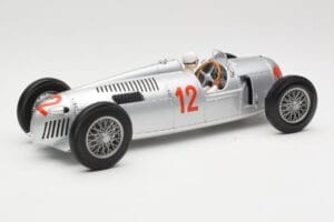 Auto Union Type C #12 H. Stuck Hungarian GP Budapest 1936 Minichamps 1:18 155361012 Metall — bild 2 av 6