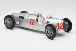 Auto Union Type C #12 H. Stuck Hungarian GP Budapest 1936 Minichamps 1:18 155361012 Metall — bild 4 av 6