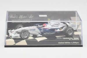 BMW Sauber F1.08 #4 R. Kubica Showcar 2008 Minichamps 1:43 400080084 Metall — bild 5 av 5