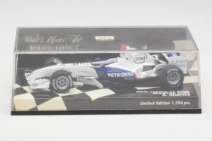 BMW Sauber F1.06 #16 N. Heidfeld F1 2006 Minichamps 1:43 400060086 Metall — bild 4 av 5