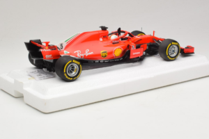 Ferrari SF71-H #5 S. Vettel Australian GP Winner 2018 BBR 1:18 BBR181805 Metall — bild 2 av 7